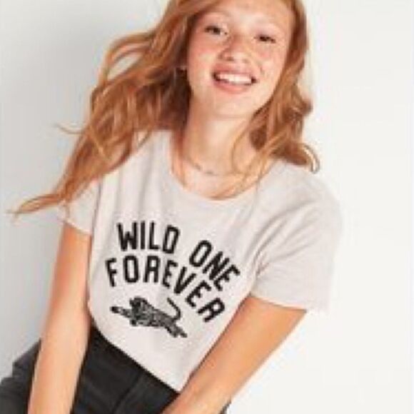 Old Navy Wild One Forever Graphic Short Sleeve Tee Leopard Light Pink - Picture 1 of 6